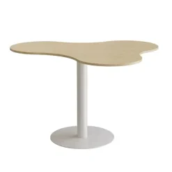 Bord Amöba 1005, 1200x1500 mm, Højde 900 mm, Birk laminat, Hvidt stel