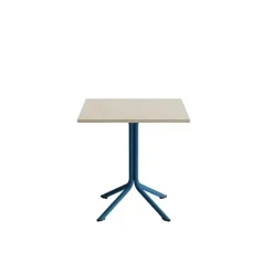 Bord Atlas 1133 700x700x720mm, Hvidpigmenteret eg med azurblåt understel