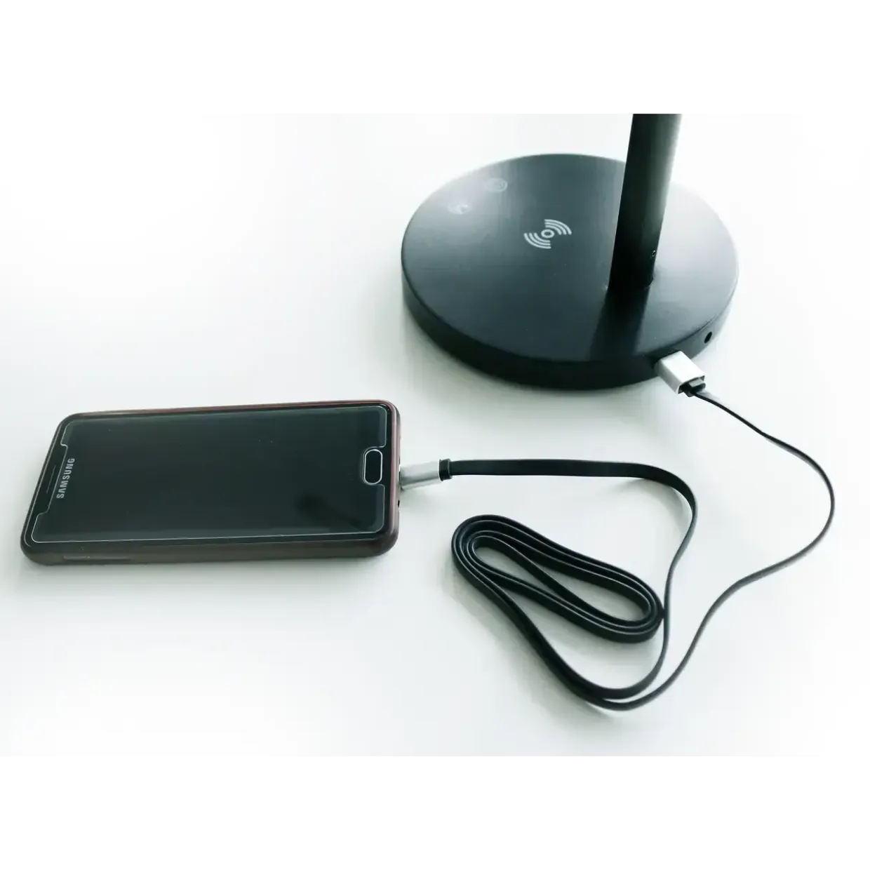 Bordlampe Unilux Diva LED sort USB+QI oplader