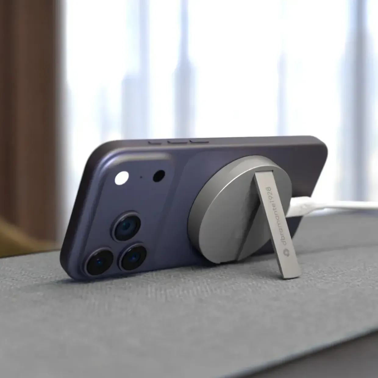 Dbramante1928 DBRAMANTE Wireless Magnetic Charger w/ stand - Qi2 25W - ALU