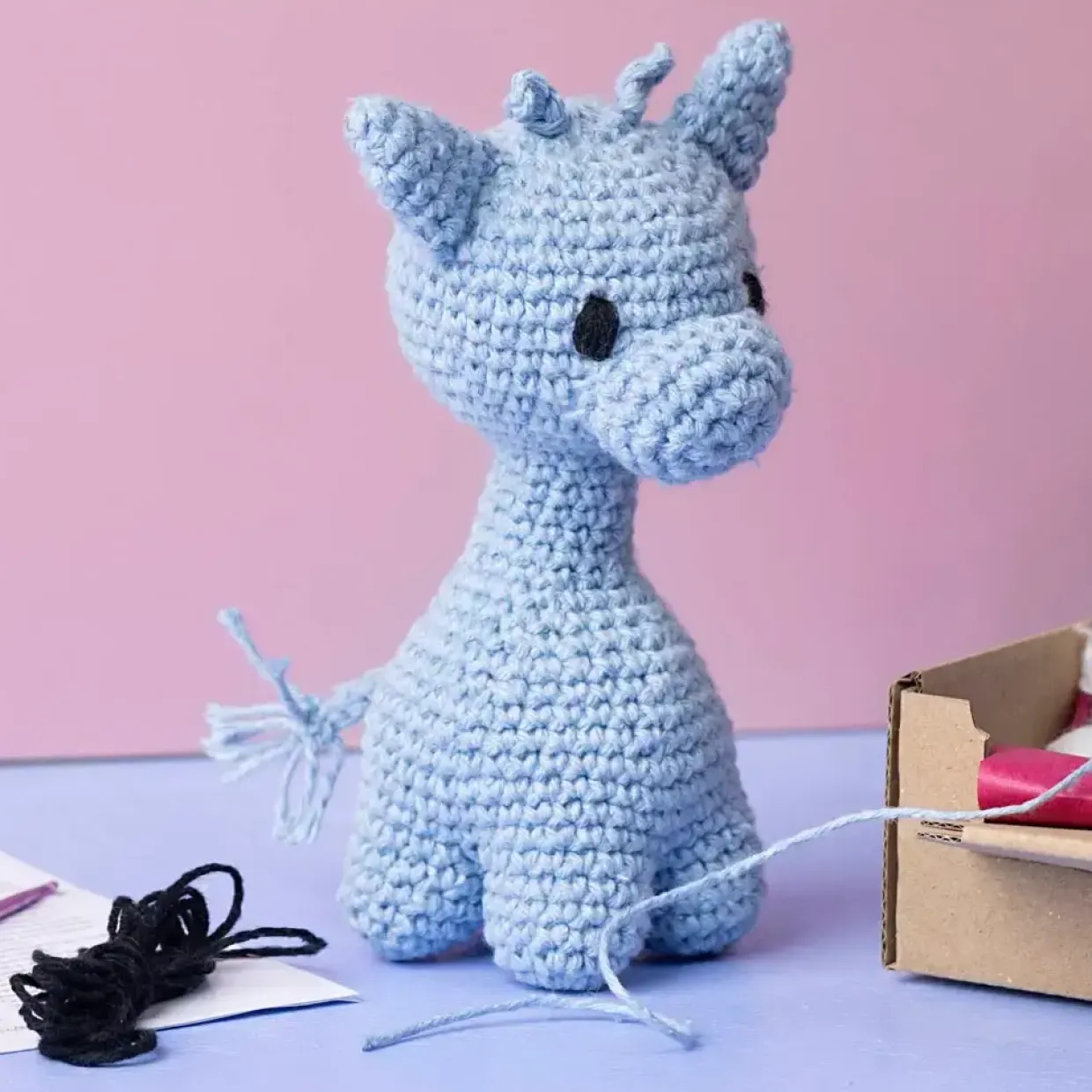 DIY Kit Amigurumi, Giraf, lys blå, 1 pk.
