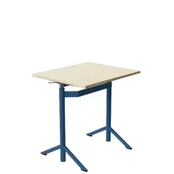 Elevbord Atlas 1132, 700x600mm, lyddæmpende eg højtrykslaminat, blåt stel