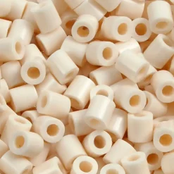 Fotoperler lys beige (12) størrelse 5 x 5 mm - hulstørrelse 2,5 mm - 6000 stk.