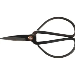 Gammeldags saks Længde: 15 cm Bredde: 8 cm | sort