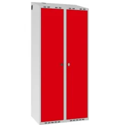 Garderobeskab POC, skråt tag og rød døre - 800 x 550 x 1752 mm
