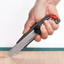 Hobbykniv NT-Cutter 18mm L-500GP