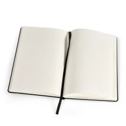 Notesbog med blanke sider A4 - Sort