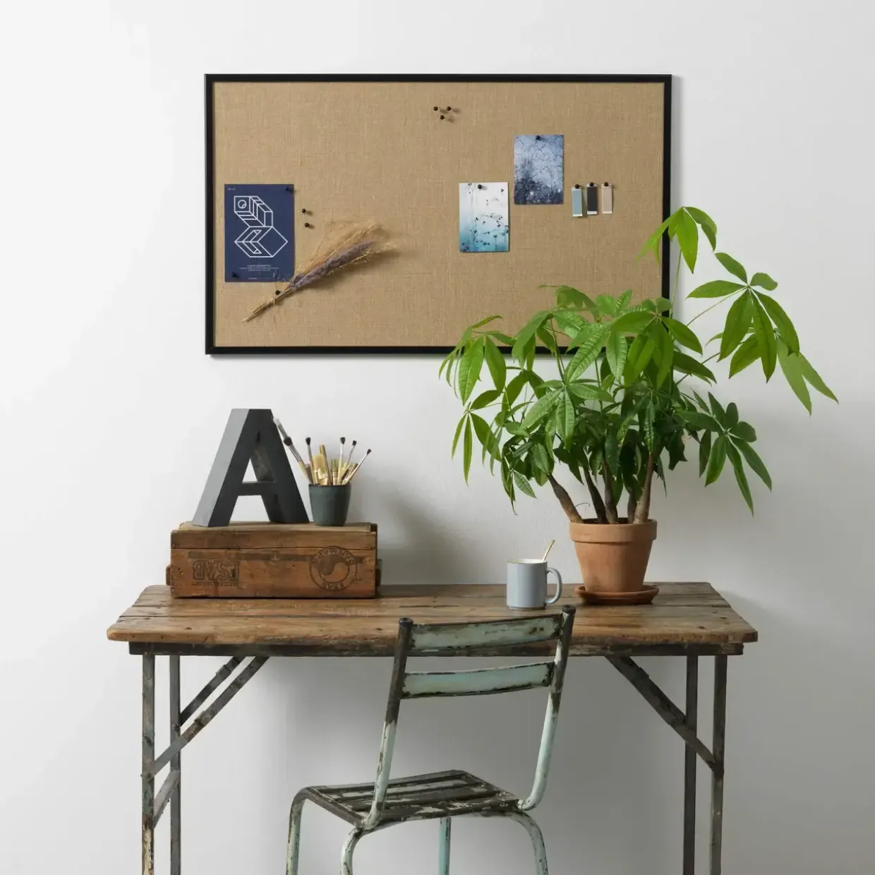 Opslagstavle - Hessian - Sort ramme - 100 x 60 cm - inkl. 5 pins