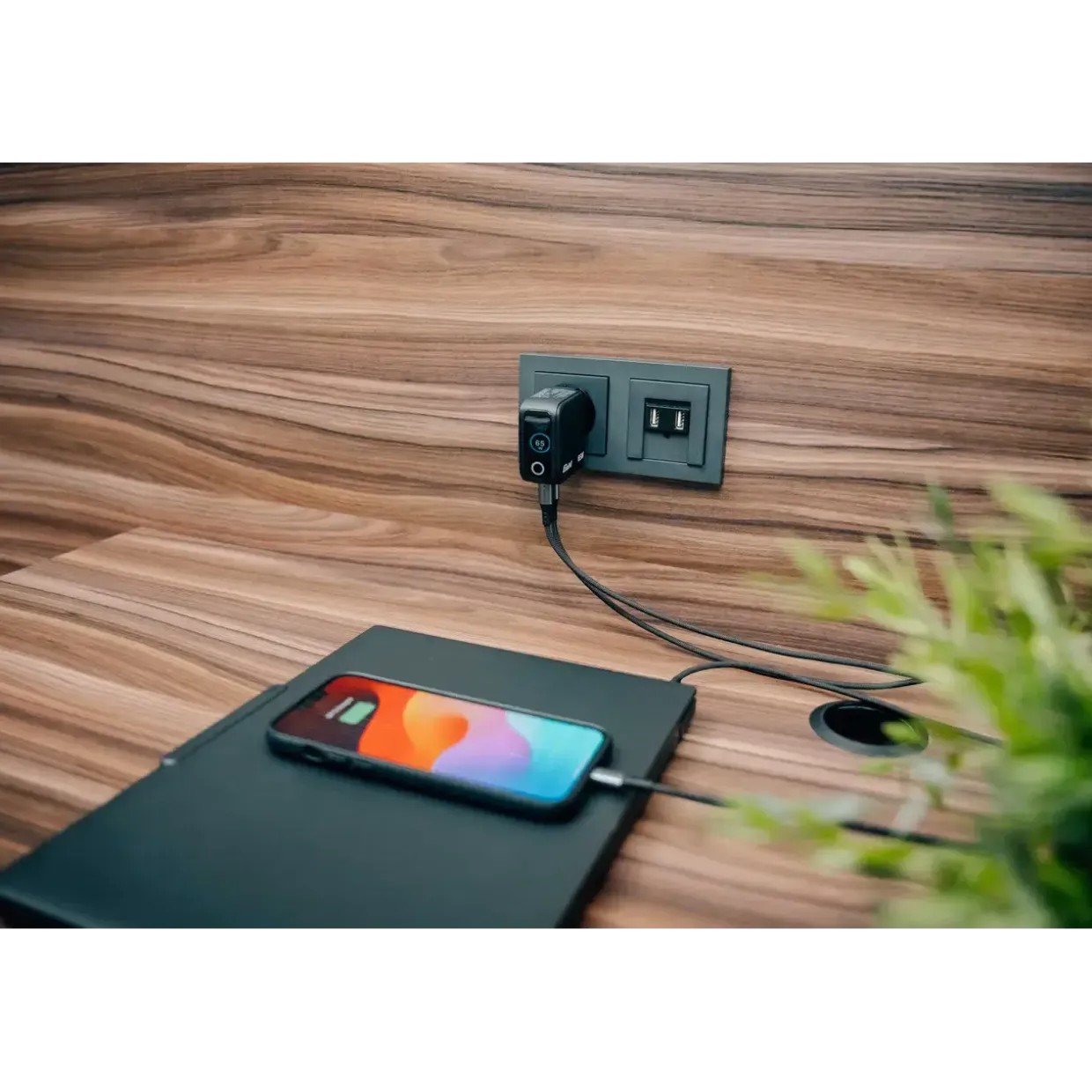 Rejseoplader - Verbatim - Mini GaN Charger - 3-port - USB-C/USB-A - 65W - Sort