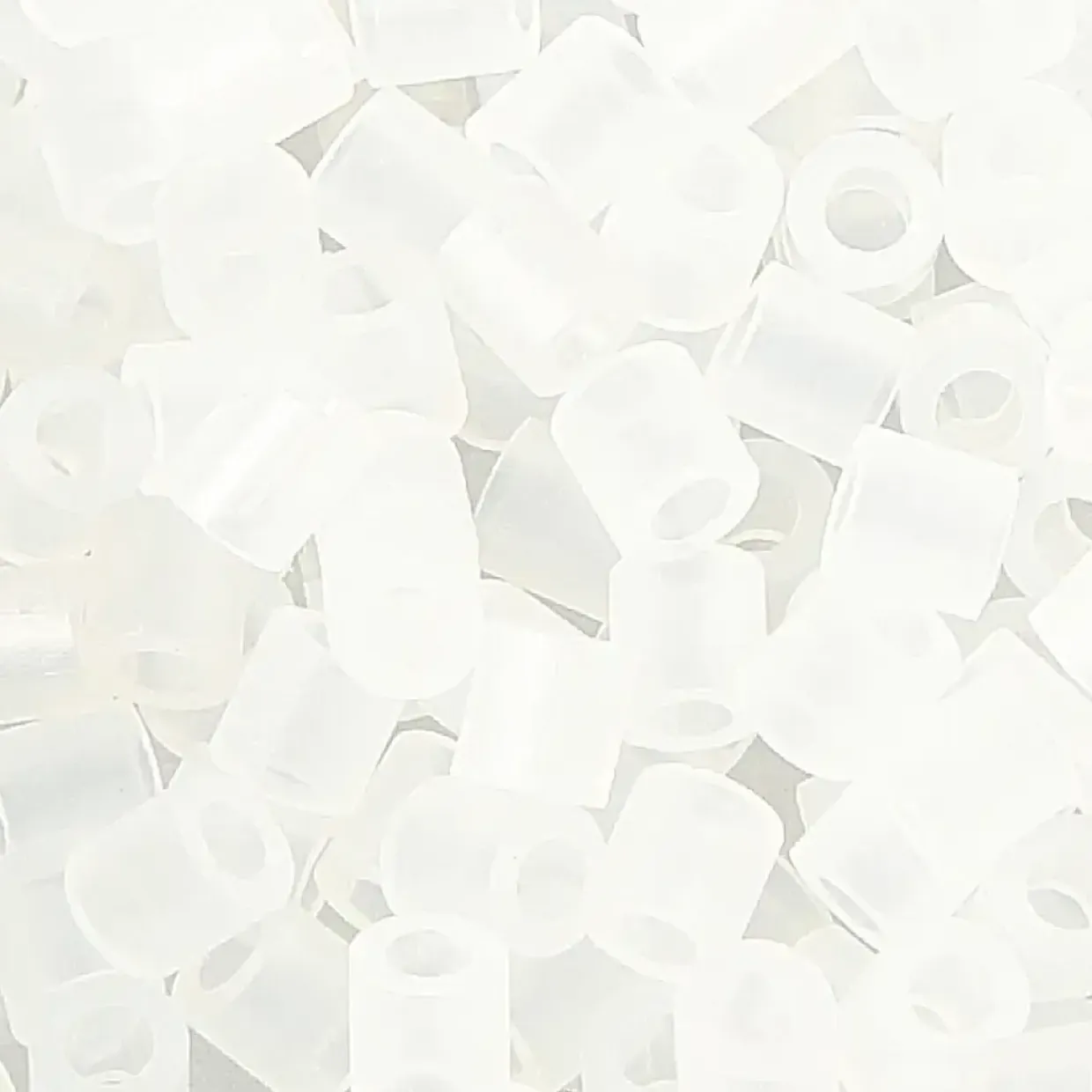 Rørperler klar transparent (50) str. 5 x 5 mm - hulstr. 2,5 mm - medium - 6000 stk.