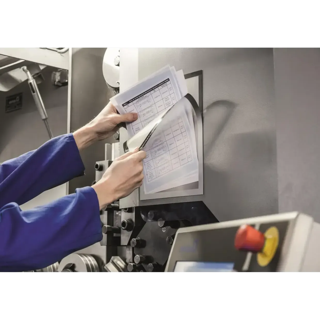 Skifteramme - A4 DURAFRAME® MAGNETIC PLUS med sølv ramme - 2 stk.