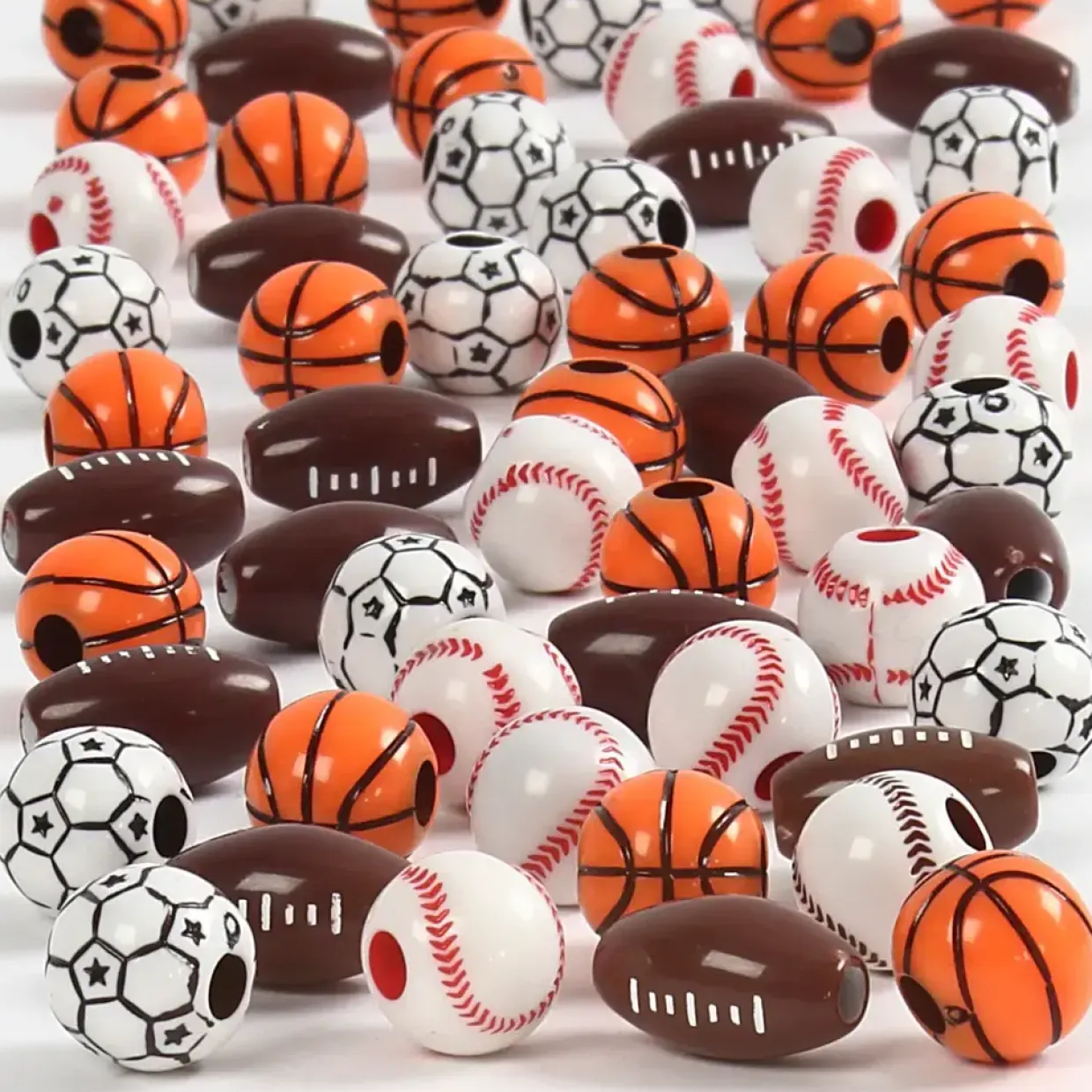 Sportsperler – 11–15 mm – Hulstr. 3–4 mm – Assorterede farver – 45 g – ca. 55 stk