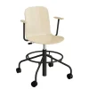 Stol ADD 5903, Fodkryds, hjul og armlæn, Helbetrukket beige tekstil, Hvidt stel