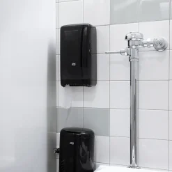 Toiletpapirholder Tork 557508 MidSize Twin T6 til toiletpapir - sort