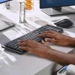 Trådløst tastatur Logitech MX Mech. Wireless Illuminated Perf. Keyboard Linear, Graphit
