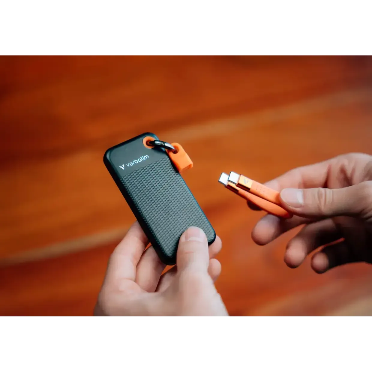 USB Verbatim USB 3.2 Gen 2 512GB Pocket SSD, Sort/Orange